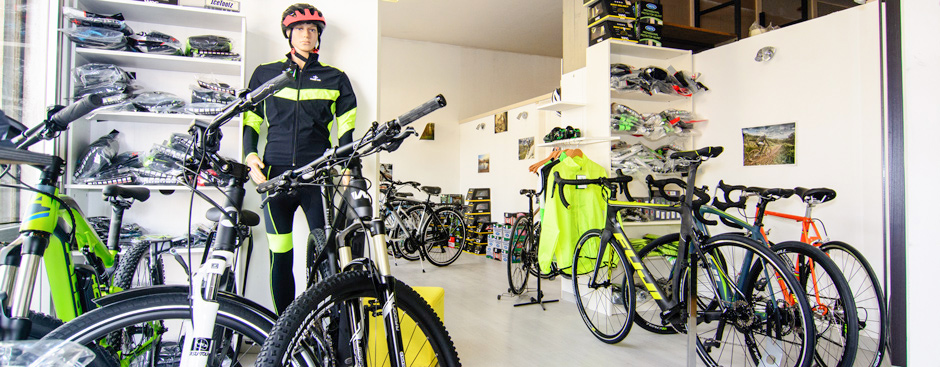 vasto-assortimento-bici-city-bike-mountain-bike